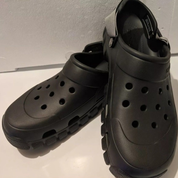 iconic crocs comfort mens